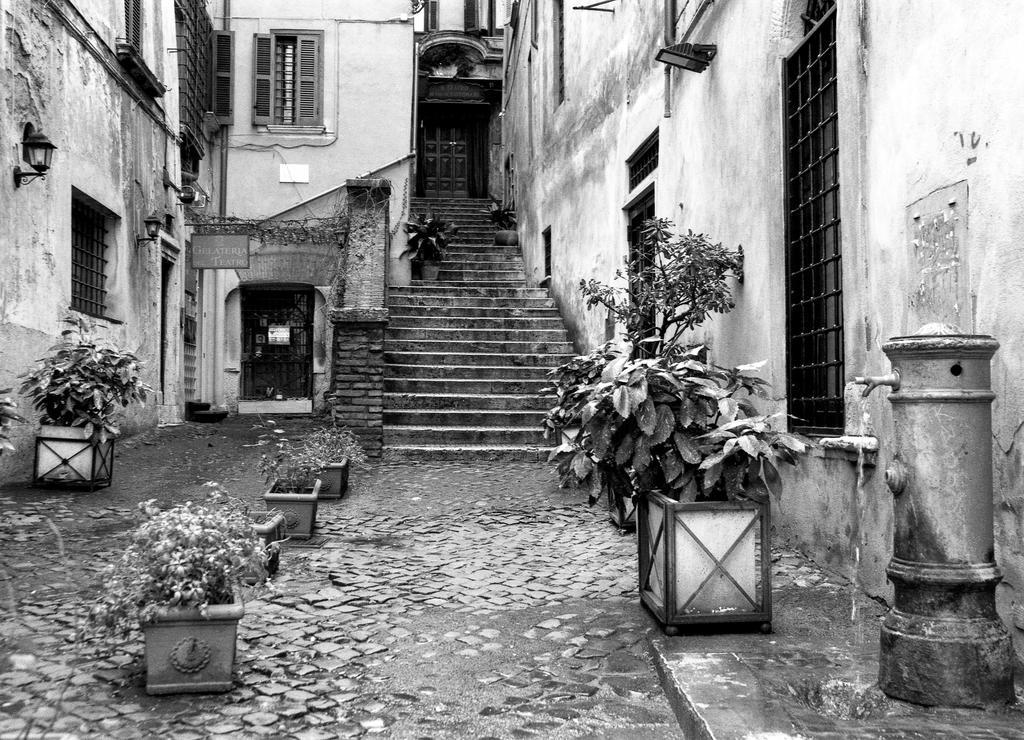 La Casa Di Emma A Trastevere Apartment Rome Exterior photo